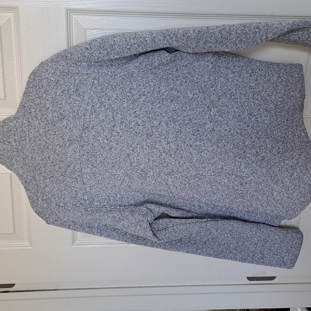 Northface Pullover Top - image 6